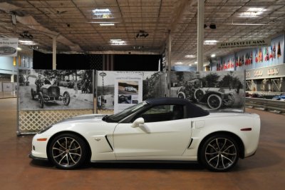 2013 Chevrolet Corvette 427 Convertible with 60th Anniversary Package (8299)