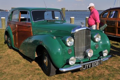 BEST THEME COMBINATION: 1948 Bentley Mark VI Station Wagon, owned by Philip & Patricia Hoge, Wilmington, DE (7261)