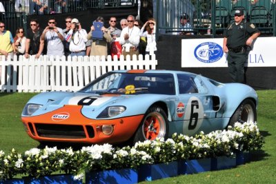 BEST IN SHOW - Concours d'Sport, 1968 Ford GT40 Mk I, the only car that has won the 24 Hours of Le Mans more than once (1431)