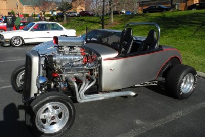 Chevy-powered hot rod (7030)
