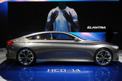 Hyundai HCD-14 Genesis Concept (6485)