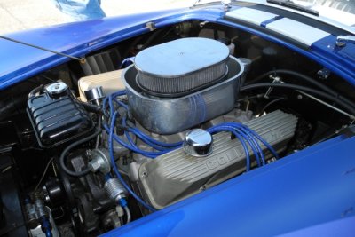 Ford V8 in Shelby Cobra replica from Superformance (7497)