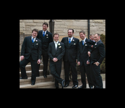 Groomsmen outside 1.jpg
