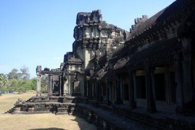 right side of entrance of angkor wat.jpg