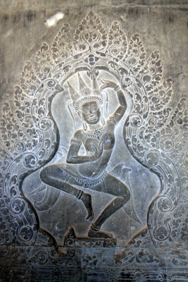 carvings 1 in Angkor Wat.jpg