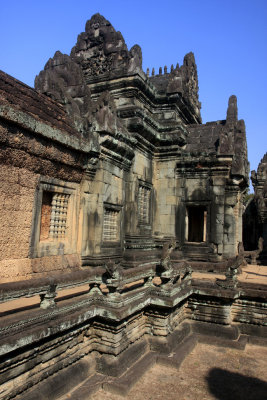 walkway of Banteay Samre.jpg