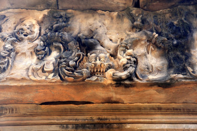 carvings of Banteay Samre.jpg