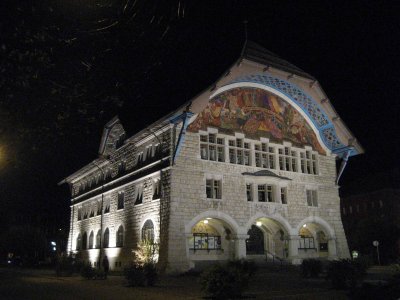 De nuit, l'htel de ville est un vritable joyau