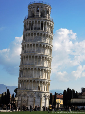 the leaning tower of Pisa