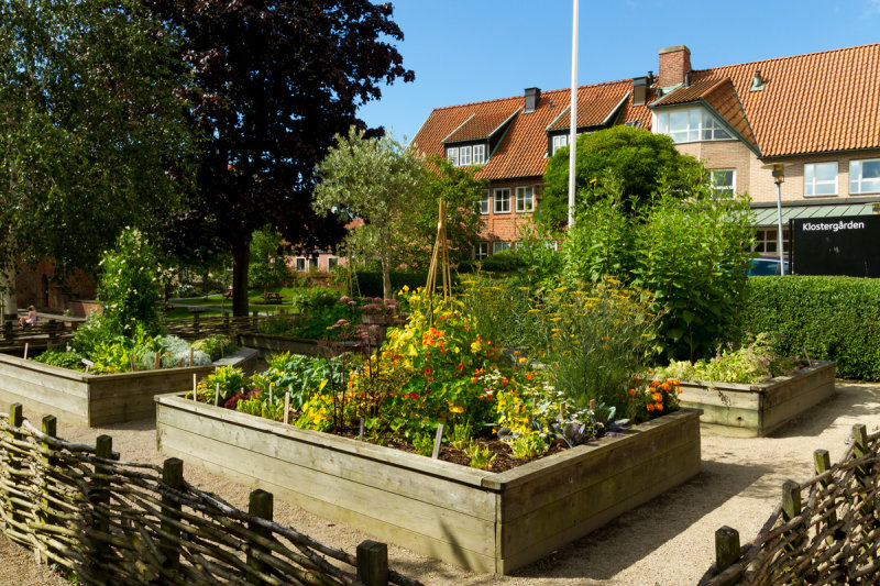 Monastair Gardens