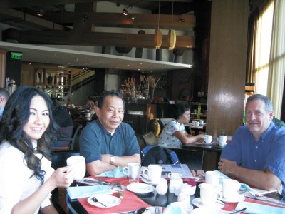 Pinky, David and Ken at breakfast