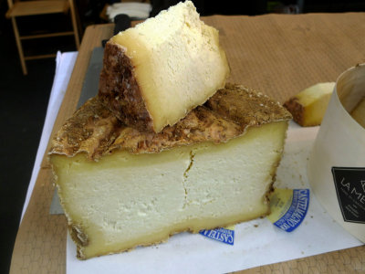 Slow Food - Piedmont - Castelmagno Cheese