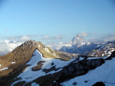  Pic de Larie et Pic du Midi d'Ossau
