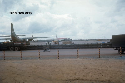 Bien Hoa AFB Aircraft-17