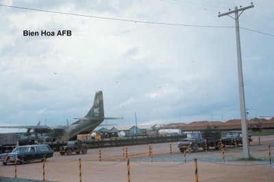 Bien Hoa AFB Aircraft-18