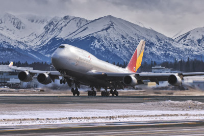 Asiana Cargo 747-400