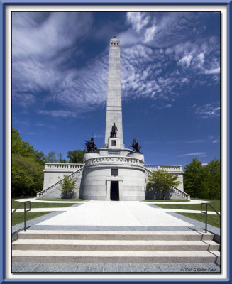 Lincoln Tomb 2010 (7) Framed.jpg