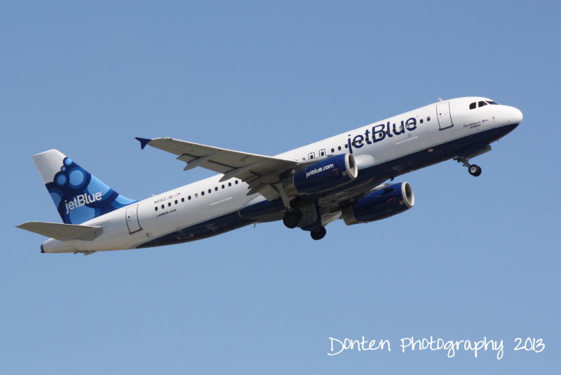 Airbus A320 (N562JB) The Name is Blue, JetBlue