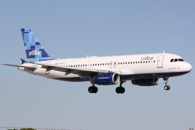 Airbus A320 (N607JB) Beantown Blue