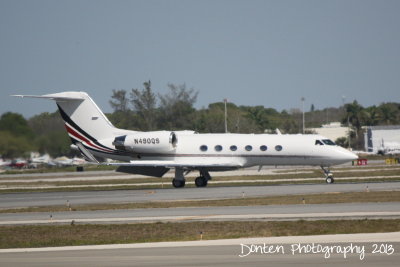 Gulfstream IV (N490QS)