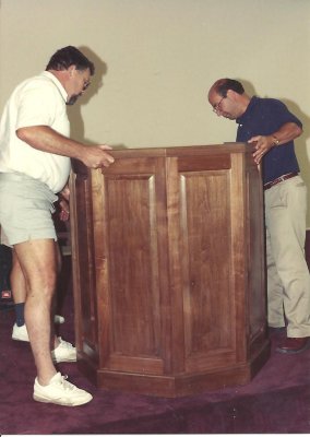 Ron Dinunzio Steve Brooks installing pulpit 5 28 1991.jpg
