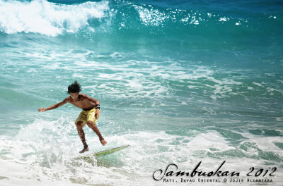 Dahican skimboarder