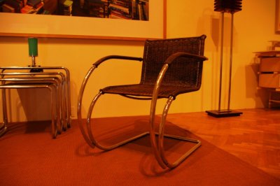 Bauhau Style Chair - Minneapolis Institute of Art.jpg