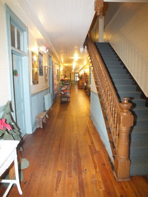 Lower hall to dining room
