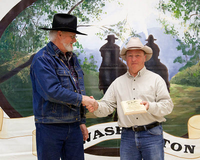 Dick Yarboro receiving Cinch Award for Jeff LaBreck