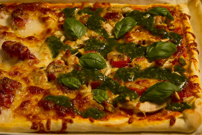 Pizza met kip en geitenkaas.jpg