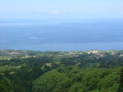 the ocean from the crater's edge