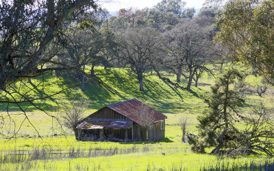 Barn in HDR