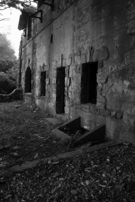 stable house ruins.tif