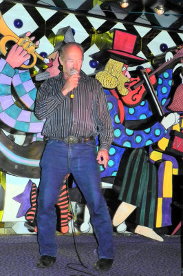 Karaokee.