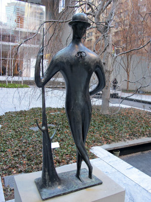 Elie Nadelman's Man in the Open Air (c. 1915, bronze)