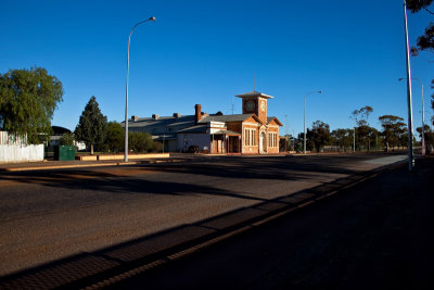 Main street Menzies 