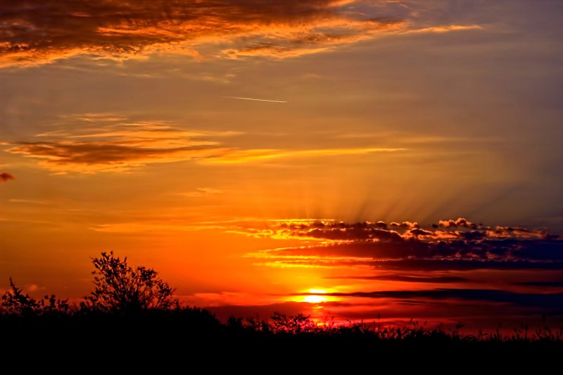 SUNRISE LINES, LIGHT AND SHADOWS
