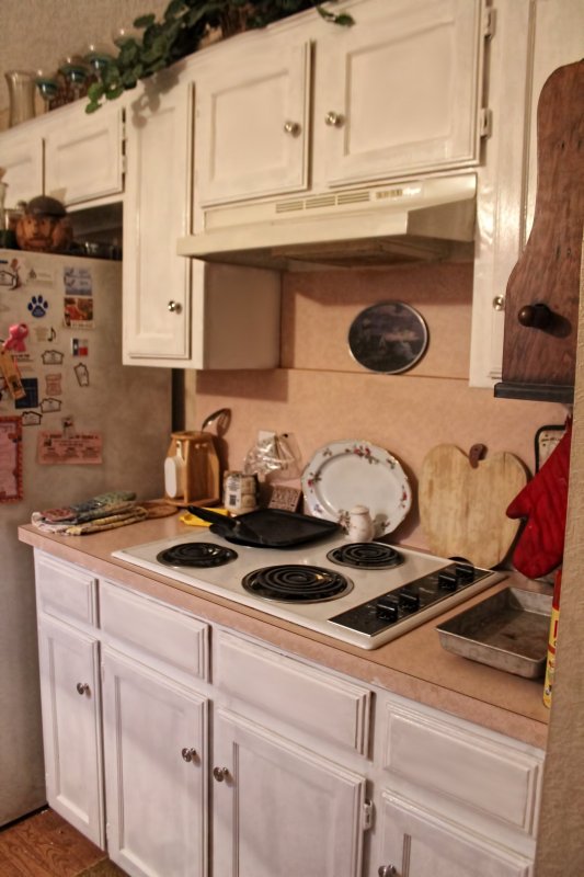 CABINETS PAINTED