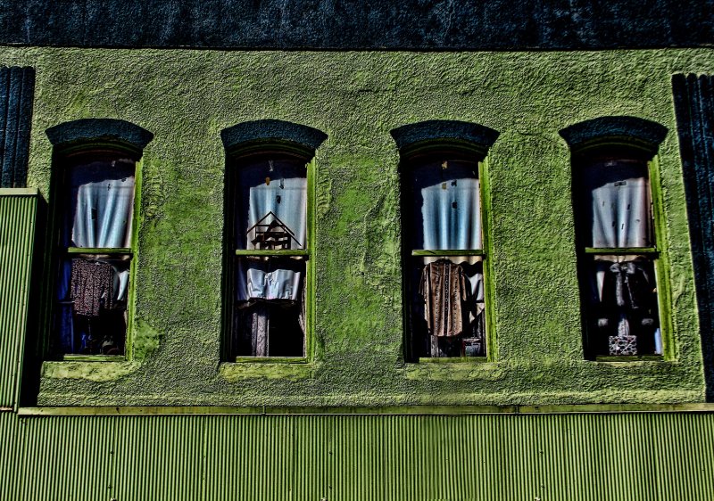 LETS GO SHOPPING - WINDOW SHOPPING