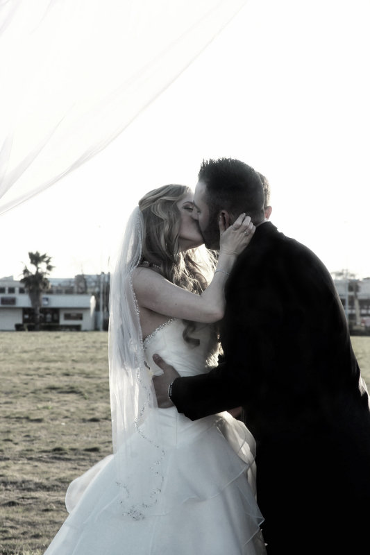 THE KISS