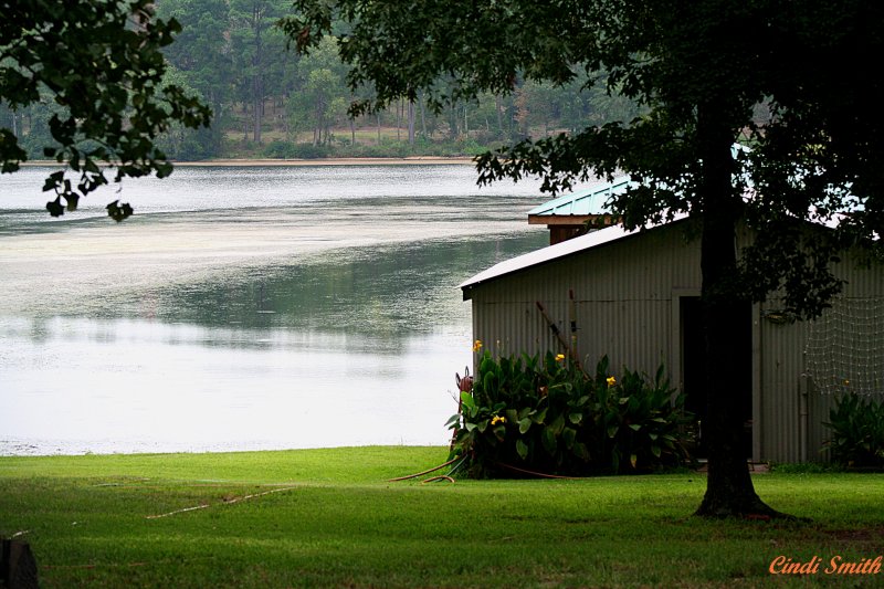 LAKEFRONT LIVING
