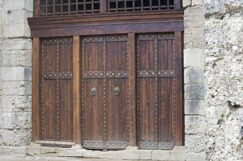 Side december 2012 7014.jpg