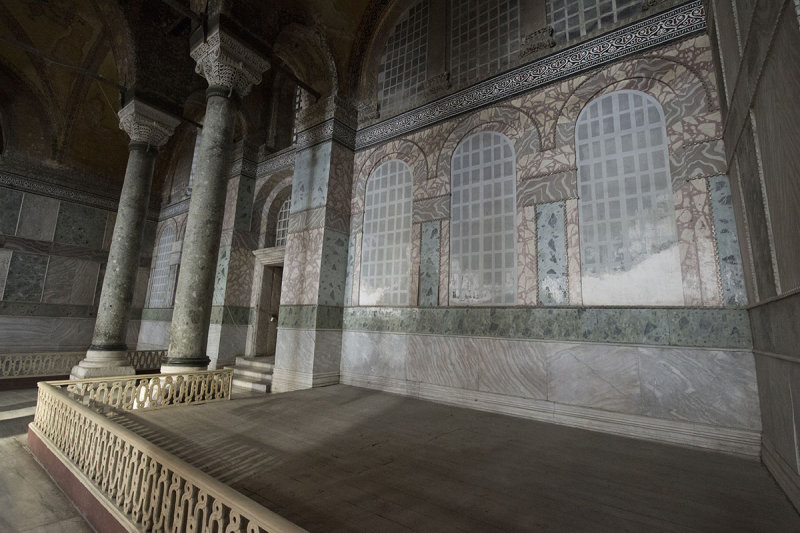 Istanbul Haghia Sophia december 2012 5982.jpg