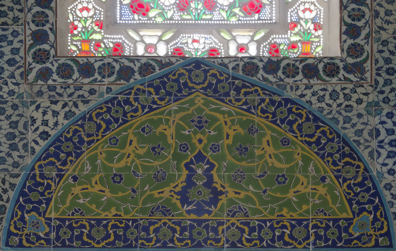 Istanbul Topkapi museum december 2012 6290.jpg