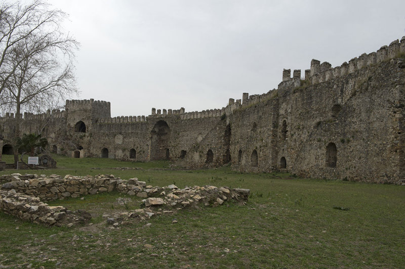 Anamur Castle March 2013 8582.jpg