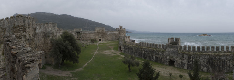 Anamur Castle March 2013 8596 Panorama.jpg