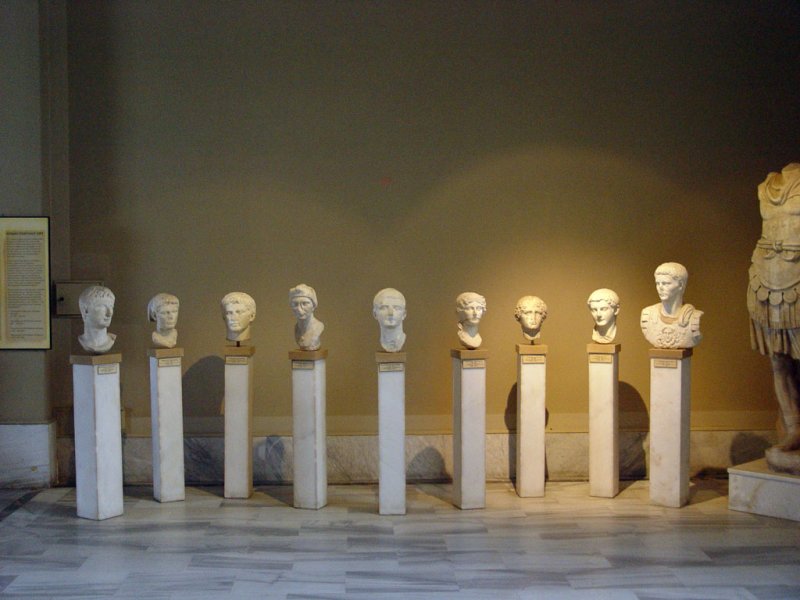 Istanbul Archaeological Museum 1556.jpg