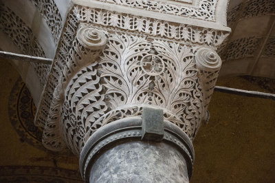 Istanbul Haghia Sophia december 2012 5895.jpg
