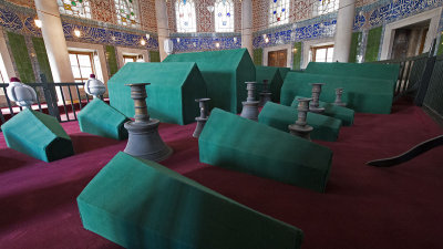 Istanbul Mehmed III mausoleum december 2012 6008.jpg