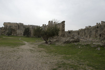 Anamur Castle March 2013 8574.jpg
